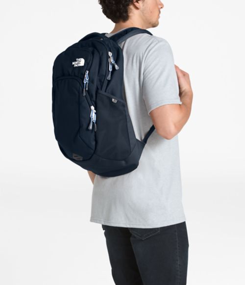 Pivoter Backpack | Free Shipping | The North Face