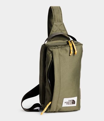 the north face field 7l crossbody bag