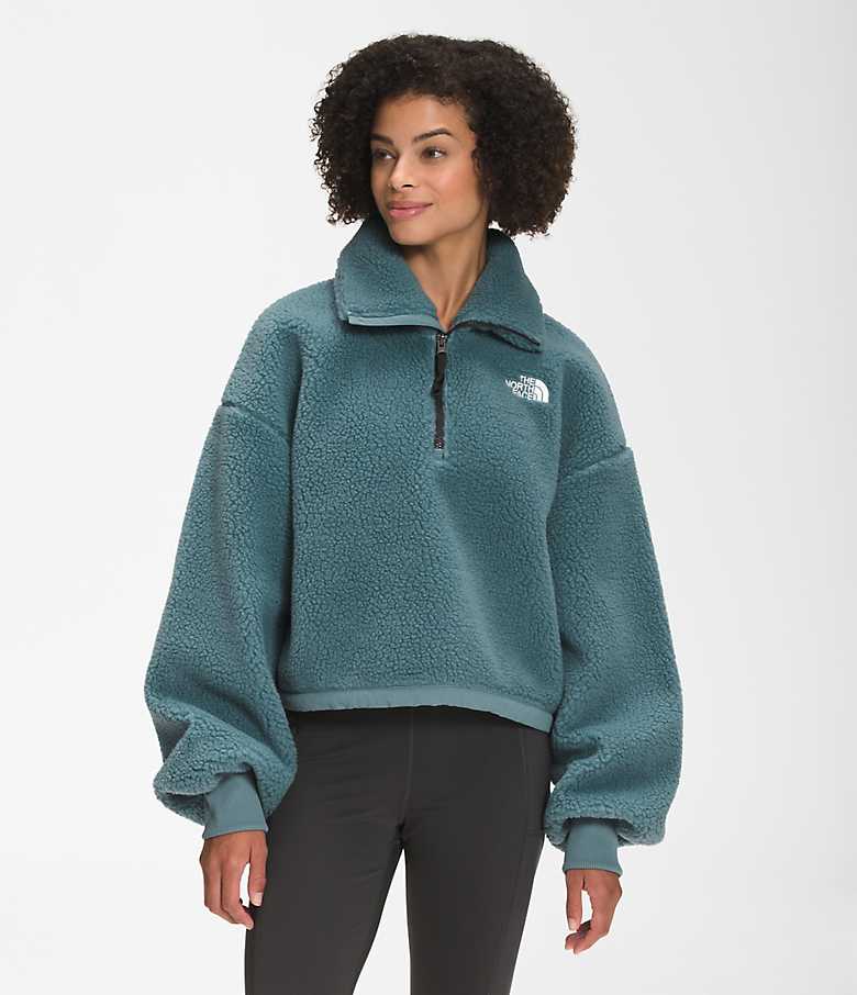 https://images.thenorthface.com/is/image/TheNorthFace/NF0A5GGI_A9L_hero?wid=780&hei=906&fmt=jpeg&qlt=50&resMode=sharp2&op_usm=0.9,1.0,8,0