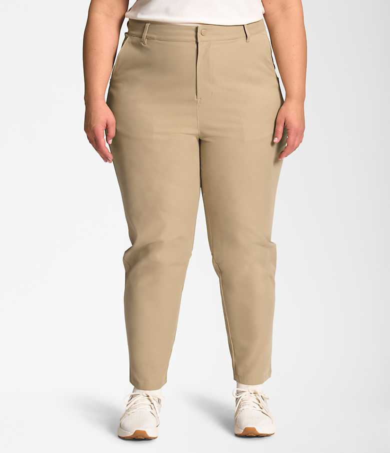Women’s Plus Standard Tapered Pants