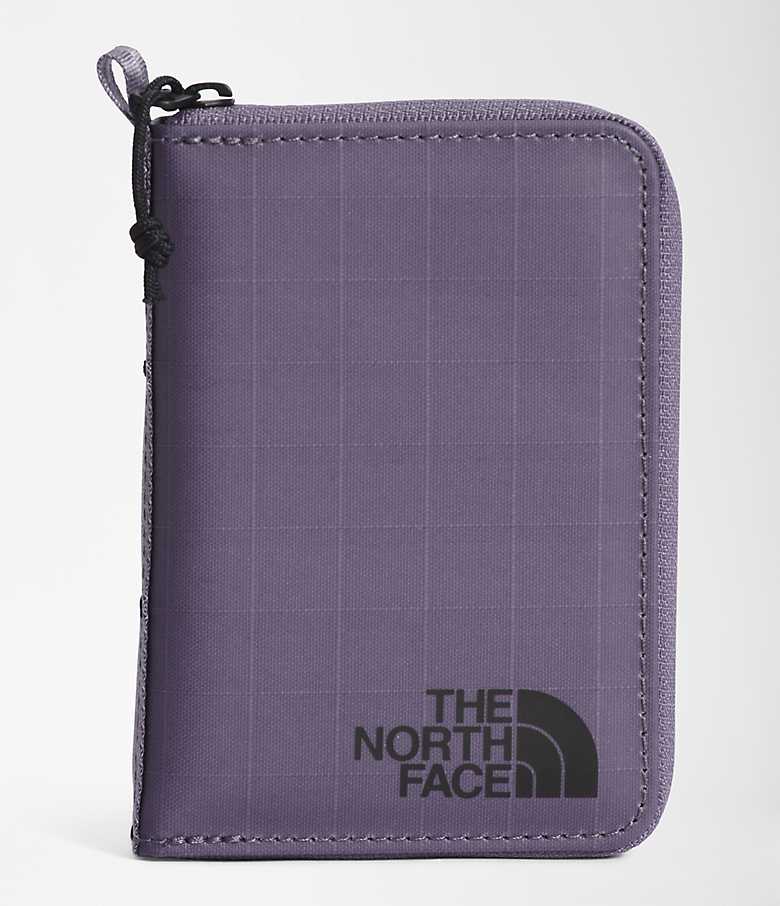Immersion Conquer practice Base Camp Voyager Wallet | The North Face