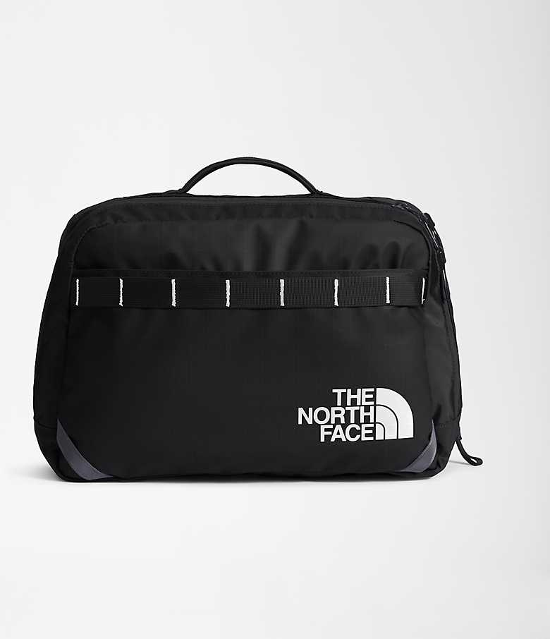 https://images.thenorthface.com/is/image/TheNorthFace/NF0A81BN_KY4_hero?wid=780&hei=906&fmt=jpeg&qlt=50&resMode=sharp2&op_usm=0.9,1.0,8,0