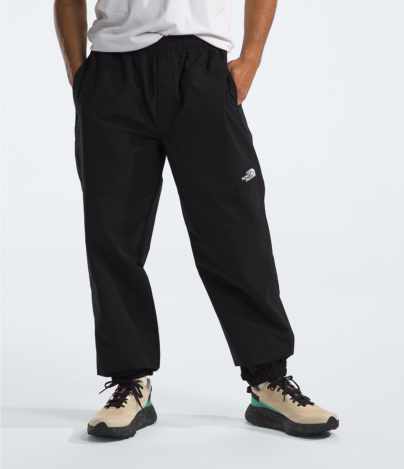 Men’s TNF™ Easy Wind Pants | The North Face